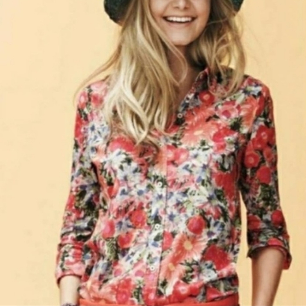 HD in Paris Hananlei floral button down top
